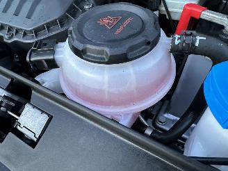 Volkswagen Up! 1.0i 65pk BMT 5drs - nap - clima - camera - cruise - pdc - licht + regensensor - line assist picture 82