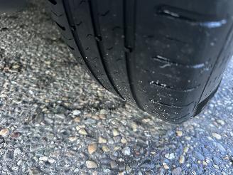 Volkswagen Up! 1.0i 65pk BMT 5drs - nap - clima - camera - cruise - pdc - licht + regensensor - line assist picture 64