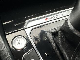 Volkswagen Passat gereserveerd 2.0 Bi-TDI 4Motion 239pk aut R-Line - pano - 360cam - massage - leer - virtual - keyless - front + line + side assist picture 57