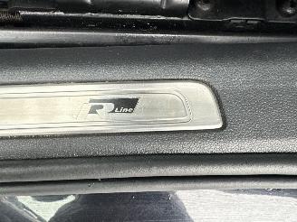 Volkswagen Passat gereserveerd 2.0 Bi-TDI 4Motion 239pk aut R-Line - pano - 360cam - massage - leer - virtual - keyless - front + line + side assist picture 46