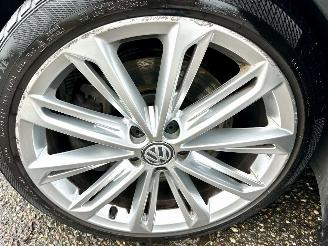 Volkswagen Passat gereserveerd 2.0 Bi-TDI 4Motion 239pk aut R-Line - pano - 360cam - massage - leer - virtual - keyless - front + line + side assist picture 110