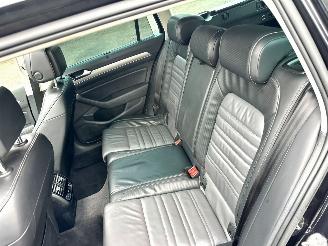 Volkswagen Passat gereserveerd 2.0 Bi-TDI 4Motion 239pk aut R-Line - pano - 360cam - massage - leer - virtual - keyless - front + line + side assist picture 95