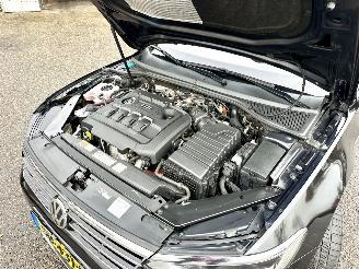 Volkswagen Passat gereserveerd 2.0 Bi-TDI 4Motion 239pk aut R-Line - pano - 360cam - massage - leer - virtual - keyless - front + line + side assist picture 99