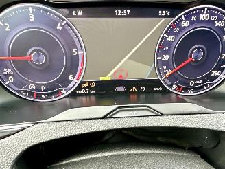 Volkswagen Passat gereserveerd 2.0 Bi-TDI 4Motion 239pk aut R-Line - pano - 360cam - massage - leer - virtual - keyless - front + line + side assist picture 54