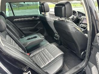 Volkswagen Passat gereserveerd 2.0 Bi-TDI 4Motion 239pk aut R-Line - pano - 360cam - massage - leer - virtual - keyless - front + line + side assist picture 88
