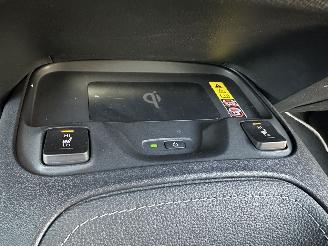 Toyota Corolla Gereserveerd Touring sports hybrid 140 aut executive pano - virtual - jbl - hud - keyless entry + start - front + line + side assist picture 17