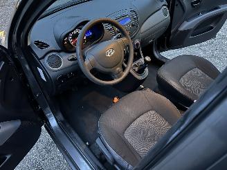 Hyundai I-10 1.1 i-Drive 69pk Cool 5drs - 62dkm nap - airco - elektr ramen - facelift - aux - usb - radio cd - rijdbaar picture 53