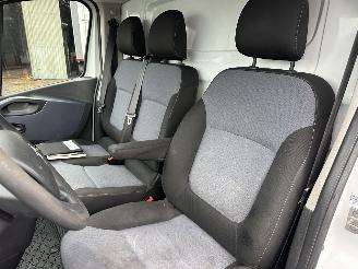 Opel Vivaro 1.6 CDTI 120pk 6-bak euro6 L2H1 Ed 3-pers - nap - airco - cruise - usb - aux - trekh - klapdeuren picture 25