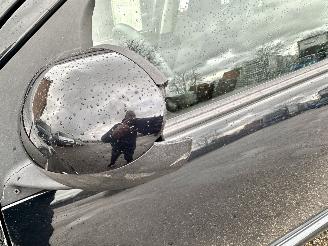 Toyota Aygo 1.0 VVT-i 68pk aut + f1 Aspiration - nap - airco - facelift - led - bleutooth - elektr ramen - slechts 75dkm picture 11