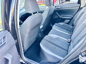 Volkswagen Polo 1.0 TSI 95pk Highline 5drs - nap - pano - virtual - acc - front assist - sfeerverl - sportonderstel picture 63