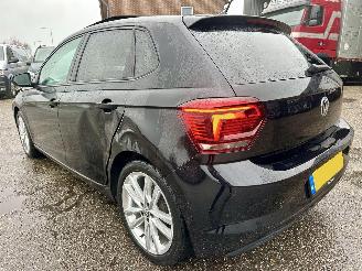 Volkswagen Polo Gereserveerd 1.0 TSI 95pk aut + f1 Highline - nap - pano - sfeerverl - virtual - acc - front assist - carplay - pdc v+a picture 6