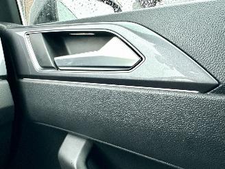 Volkswagen Polo 1.0 TSI 95pk aut + f1 Highline - nap - pano - sfeerverl - virtual - acc - front assist - carplay - pdc v+a picture 56