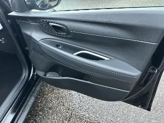 Hyundai Bayon 1.0 T-GDI automaat Comf Smart Hybrid - nap - virtual - line assist - nav - camera - pdc - bleutooth tel lader picture 56