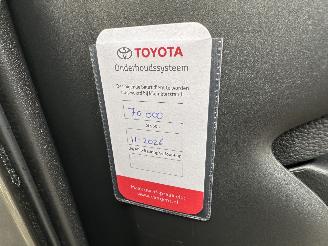 Toyota Yaris 1.5 Hybrid 115 automaat First Edition - nap - facelift - navi - camera - keyless - front + line assist - rijdbaar picture 39