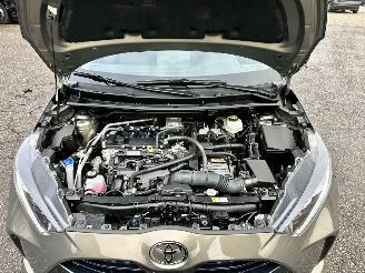 Toyota Yaris 1.5 Hybrid 115 automaat First Edition - nap - facelift - navi - camera - keyless - front + line assist - rijdbaar picture 58