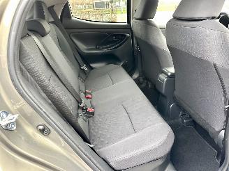 Toyota Yaris 1.5 Hybrid 115 automaat First Edition - nap - facelift - navi - camera - keyless - front + line assist - rijdbaar picture 48