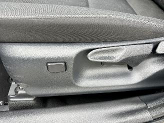 Toyota Yaris 1.5 Hybrid 115 automaat First Edition - nap - facelift - navi - camera - keyless - front + line assist - rijdbaar picture 37