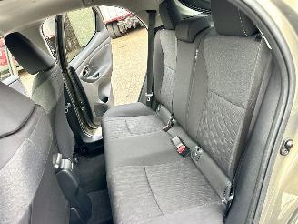 Toyota Yaris 1.5 Hybrid 115 automaat First Edition - nap - facelift - navi - camera - keyless - front + line assist - rijdbaar picture 11