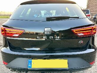 Seat Leon ST 1.5 TSI 150pk 7-traps aut + f1 FR - nap - nav - cam - keyless - sfeerverl - virtual - front + line assist picture 6