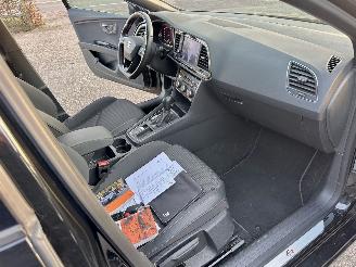 Seat Leon ST 1.5 TSI 150pk 7-traps aut + f1 FR - nap - nav - cam - keyless - sfeerverl - virtual - front + line assist picture 23