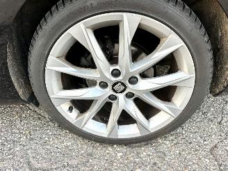 Seat Leon ST 1.5 TSI 150pk 7-traps aut + f1 FR - nap - nav - cam - keyless - sfeerverl - virtual - front + line assist picture 89
