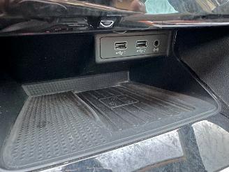 Seat Leon ST 1.5 TSI 150pk 7-traps aut + f1 FR - nap - nav - cam - keyless - sfeerverl - virtual - front + line assist picture 35