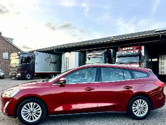 skadebil auto Ford Focus 1.0 EcoBoost Titanium Business 2019/2