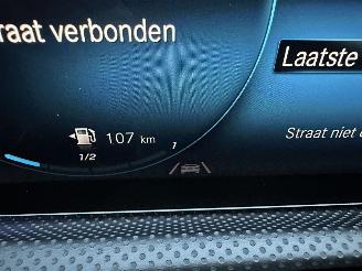 Mercedes A-klasse 180 136pk aut Bus.Sol. Luxury - nap - widescreen - leer - sfeerverl - front + line assist - camera - navi picture 28