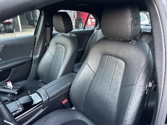 Mercedes A-klasse 180 136pk aut Bus.Sol. Luxury - nap - widescreen - leer - sfeerverl - front + line assist - camera - navi picture 60