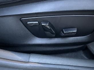 BMW 5-serie 530i 252pk aut + f1 High Exe Sportline sedan - head up - navi - camera - keyless - front + line + side assist picture 61