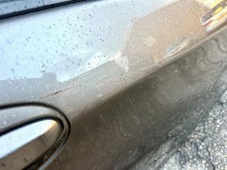 Toyota Yaris 1.0 VVT-i 69pk Comfort 5drs - nap - front + line assist - airco - bleutooth - aux - usb - stuurbediening picture 13