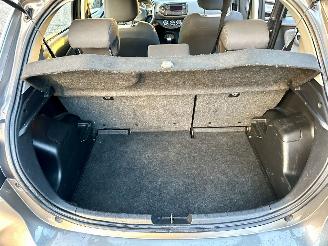 Toyota Yaris 1.0 VVT-i 69pk Comfort 5drs - nap - front + line assist - airco - bleutooth - aux - usb - stuurbediening picture 26