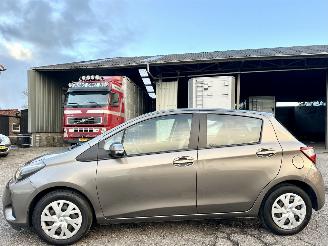 Schadeauto Toyota Yaris 1.0 VVT-i Comfort 2018/2