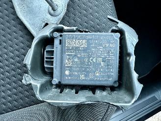 Volkswagen Polo 1.0 TSI 95pk aut + f1 Life 5drs - 69dkm nap - carplay - front + line assist - airco - cruise contr - virtual cockpit picture 16