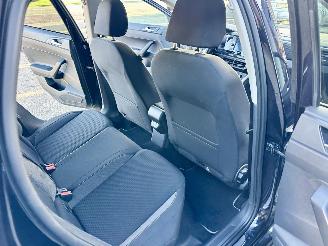 Volkswagen Polo 1.0 TSI 95pk aut + f1 Life 5drs - 69dkm nap - carplay - front + line assist - airco - cruise contr - virtual cockpit picture 52