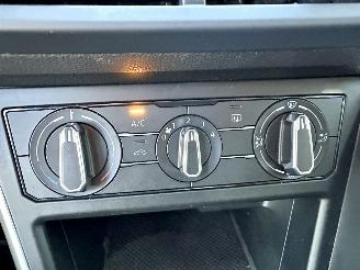 Volkswagen Polo 1.0 TSI 95pk aut + f1 Life 5drs - 69dkm nap - carplay - front + line assist - airco - cruise contr - virtual cockpit picture 20