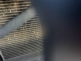 BMW 1-serie 120i 177pk 8-traps aut M-Sport - schuifdak - navi - pdc - keyless - alcantara - zwarte hemel - stoelverw picture 96