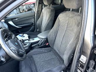 BMW 1-serie 120i 177pk 8-traps aut M-Sport - schuifdak - navi - pdc - keyless - alcantara - zwarte hemel - stoelverw picture 16