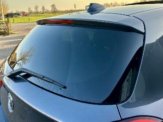 BMW 1-serie 120i 177pk 8-traps aut M-Sport - schuifdak - navi - pdc - keyless - alcantara - zwarte hemel - stoelverw picture 90