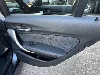 BMW 1-serie 120i 177pk 8-traps aut M-Sport - schuifdak - navi - pdc - keyless - alcantara - zwarte hemel - stoelverw picture 61