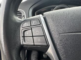 Volvo V-40 2.0 D4 190pk 6-bak Ocean Race Bus - pano - xenon - nap - navi - camera - pdc v+a - memory - trekh picture 27