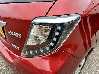 Toyota Yaris 1.5 Full Hybrid 89pk automaat Aspiration - nap - camera - clima + cruise contr - pdc - afn trek - boekjes + sleutels picture 94