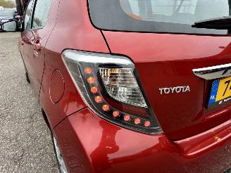 Toyota Yaris 1.5 Full Hybrid 89pk automaat Aspiration - nap - camera - clima + cruise contr - pdc - afn trek - boekjes + sleutels picture 97