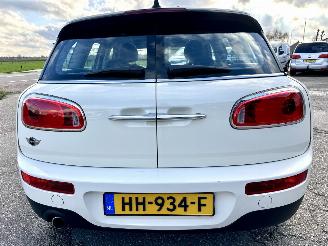 Mini Clubman Cooper 1.5T 136pk 6-traps aut - pano - nap - 1e eig - keyless entry + start - line assist - clima + cruise contr picture 6