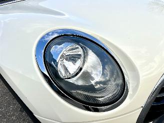 Mini Clubman Cooper 1.5T 136pk 6-traps aut - pano - nap - 1e eig - keyless entry + start - line assist - clima + cruise contr picture 74