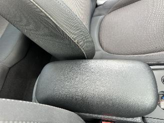 Mini Clubman Cooper 1.5T 136pk 6-traps aut - pano - nap - 1e eig - keyless entry + start - line assist - clima + cruise contr picture 52