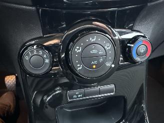 Ford Fiesta 1.0T EcoBoost 101pk Titanium 5drs - nap - navi - airco - aux - usb - lmv - cv afstand - elektr ram + spiegels picture 19