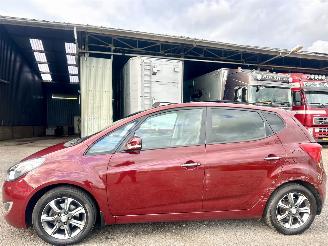 skadebil auto Hyundai Ix20 1.6i 125pk automaat Premium - nap - pano - 2015/8