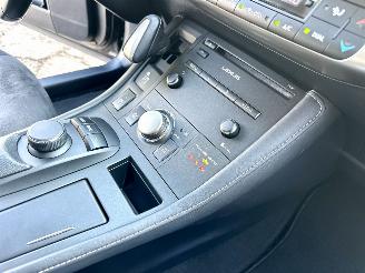 Lexus Ct 200h Hybrid 123pk aut Business Line - nap - navi - camera - dealer onderhouden - licht + regens + dimmend spiegel picture 48