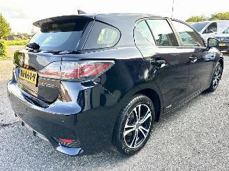 Lexus Ct 200h Hybrid 123pk aut Business Line - nap - navi - camera - dealer onderhouden - licht + regens + dimmend spiegel picture 5